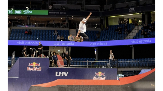 Danny León consigue el 3º lugar en Simple Session a pesar de sus lesiones Danny León consigue el 3º lugar en Simple Session a pesar de sus lesiones